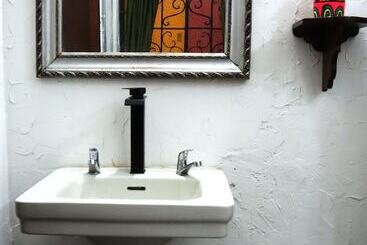 هتل Galería Casa De La Luz