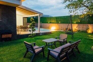 هتل New Balturk Villas Sapanca