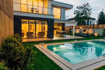 هتل New Balturk Villas Sapanca