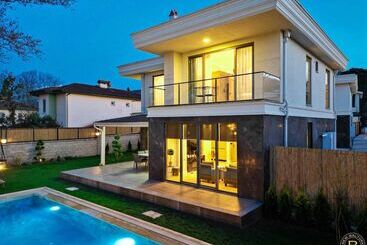 هتل New Balturk Villas Sapanca