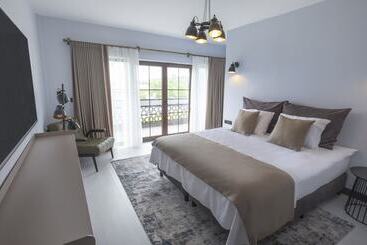 هتل Ortel Inn