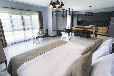 هتل Ortel Inn