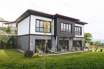 هتل Ortel Inn