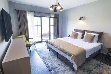 هتل Ortel Inn