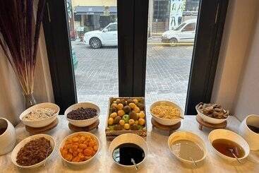 هتل The Nest