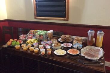 Manor House Inn