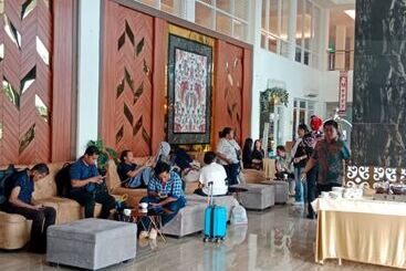 Aimas Hotel & Convention Centre