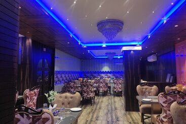 هتل Aavas Inn