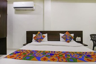 هتل Fabexpress Aditya Regency