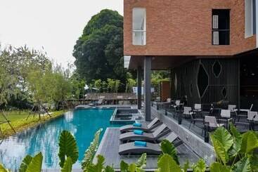 هتل Vela Dhi Nakhon Phanom