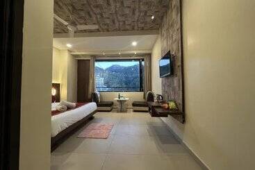 هتل White Orchid Dalhousie Second Building