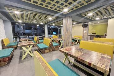هتل White Orchid Dalhousie  Second Building