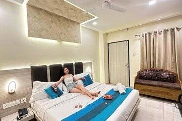 هتل White Orchid Dalhousie  Second Building