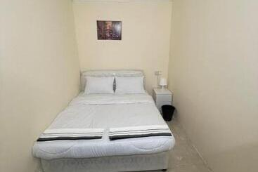 Pharaohs Inn Deira Hostel