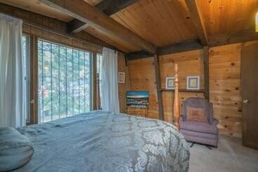 Bear Country Cabin