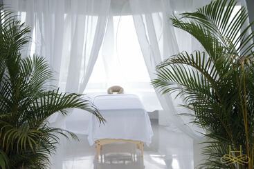 تختخواب و صبحانه High Life Resort And Spa