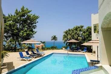 تختخواب و صبحانه High Life Resort And Spa