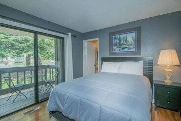 Dabi Four Lakeview