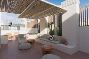 هتل Bypillow Casa Gades
