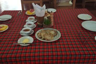 هتل Karatu Safari Camp Lodge