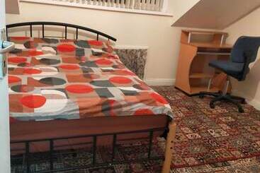 هتل Female Only Room
