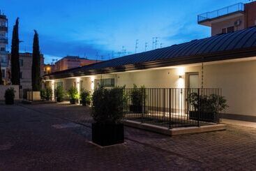 هتل Spazio Gagarin Residence