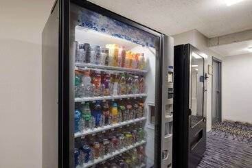 هتل Suburban Studios Milwaukee Airport