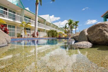 모텔 Reef Adventureland Motor Inn