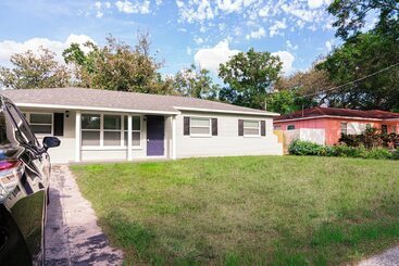 پانسیون Family Home Tampa
