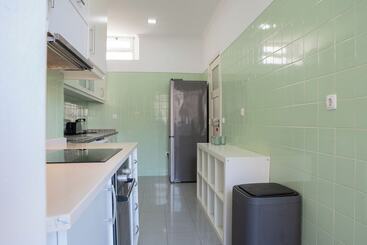 پانسیون Succeed Campo Pequeno Guest House