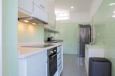 پانسیون Succeed Campo Pequeno Guest House