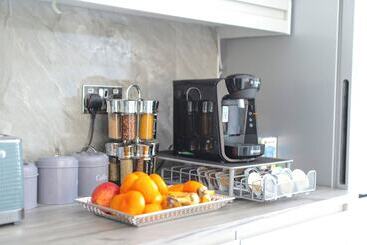 پانسیون Hackney Suites   En Suite Rooms & Amenities
