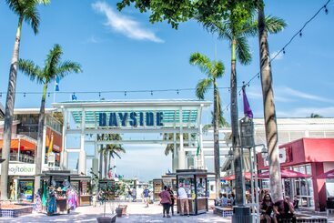 اقامتگاه Happy Escape, 15 Min To Beach, Massage Shower Jets, Bar, And Bbq