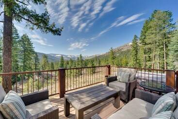 Сельский дом Bayfield Cabin W/ Hot Tub & Striking Mountain View