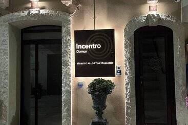 تختخواب و صبحانه Incentro Domus