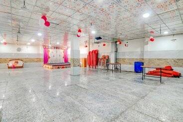 هتل Chahat Palace