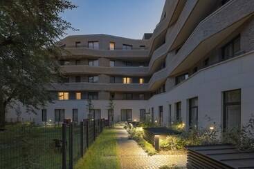 هتل Elisapart   Apartments Am Sommerschloss