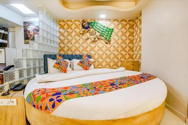 هتل Fabexpress Amber Corp Inn   Nr Nesco Exhibition Center