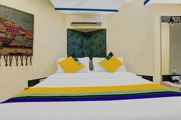 هتل Fabexpress Amber Corp Inn   Nr Nesco Exhibition Center