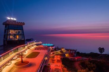 هتل Litz Resort