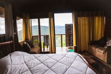 هتل Pacuare Mountain Lodge