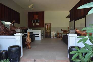 هتل Sanna Villa Residence
