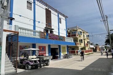 هتل Sky Inn