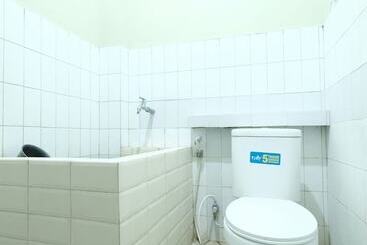 בית מלון כפרי Spot On 92068 Pudja Kesuma Homestay Syariah Yogyakarta