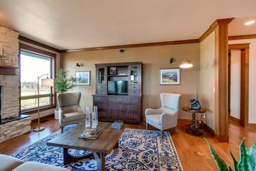 Port Angeles Home: 7 Mi To Olympic Natl Park!