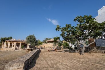 اقامتگاه Beachfronthouse In Aegina