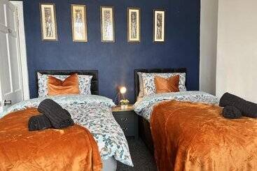 اقامتگاه Captivating 2bed House In Southend Pet Friendly!