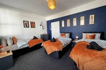 اقامتگاه Captivating 2bed House In Southend Pet Friendly!
