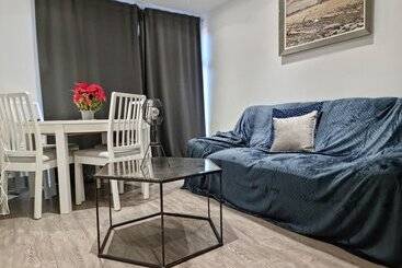 اقامتگاه Remarkable 5 Bed House In Basildon