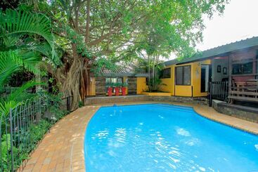 Bed and Breakfast Umlilo Lodge